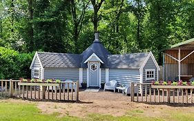 Vakantiehuis De 'finse Kota' Vakantiehuis